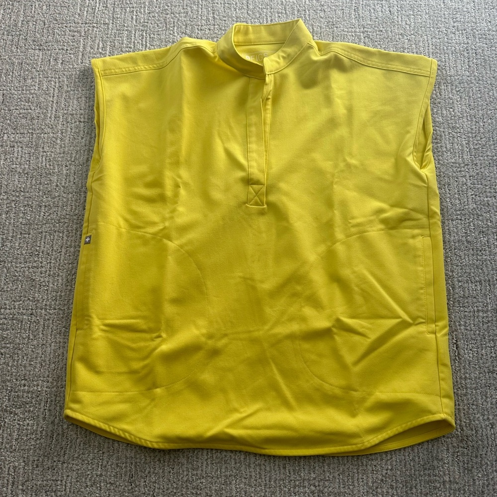 Life Saver Yellow Rafael Figs Scrub Top